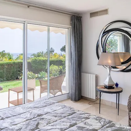 Gorgeous In Holiday home *