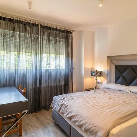 Gorgeous In Holiday home Marbella